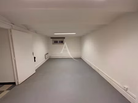 vente locaux professionnels 99 m² à cannes (06400)  144 500 €