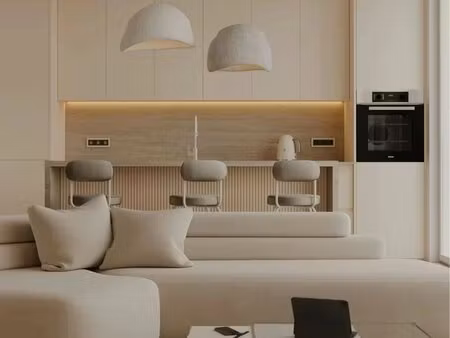 idéalement situé au pied du métro  très beau 2 pièces avec balcon et parking.