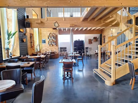 vente locaux professionnels à mayenne (53100)  128 500 €