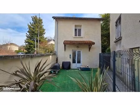 maison de ville 84m² 2 chambres avec terrasse