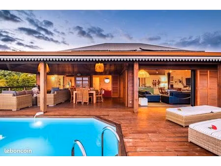 villa coup de cœur saint louis (roches maigres) 4 chambres - piscine - vue mer & montagne