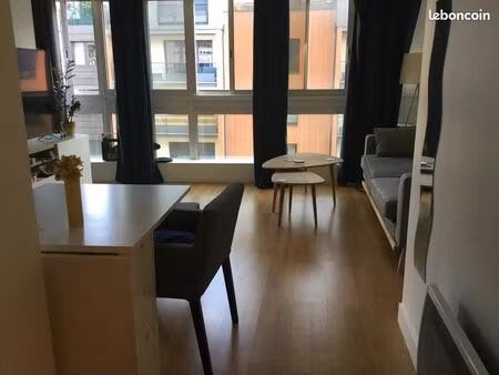 appartement meublé avec ascenceur / parking - boulogne nord 37.05m2
