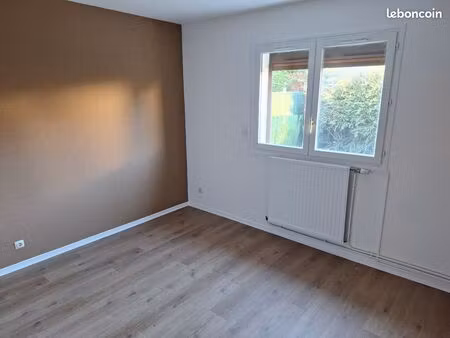 carvin location maison plainpied semi-indiv 1ch.  garage et jardin