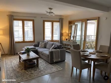 t2 de 52m² avec loggia et place de parking – centre ville pontarlier