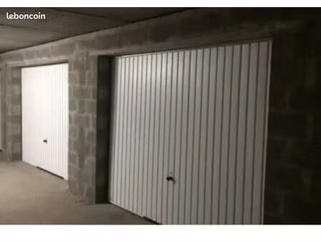 garage à louer