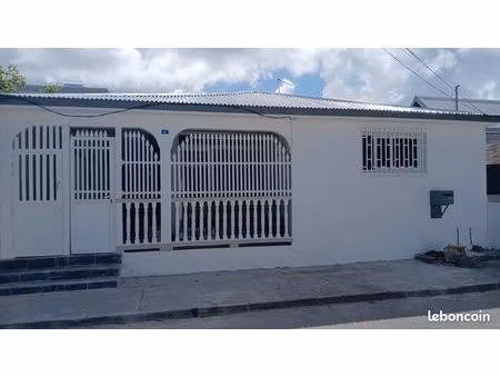 location maison au moule