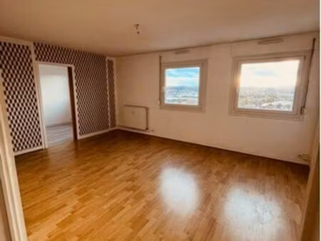 apparemment avec vue exceptionnelle