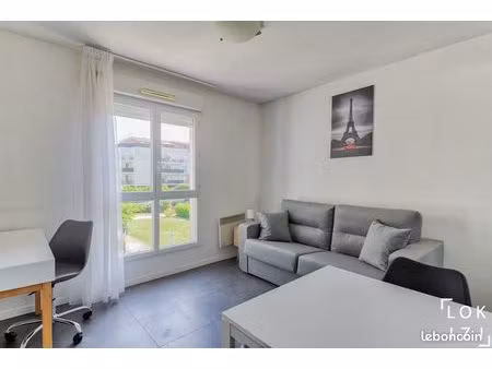 studio 1 pièce 20 m²