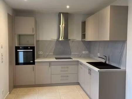 t3 de 80 m2 refait à neuf