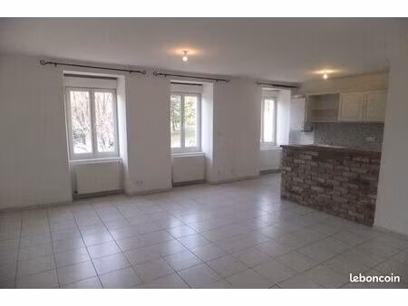 appartement 3 pièces 65 m²