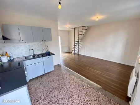 maison 2 pièces 53 m²