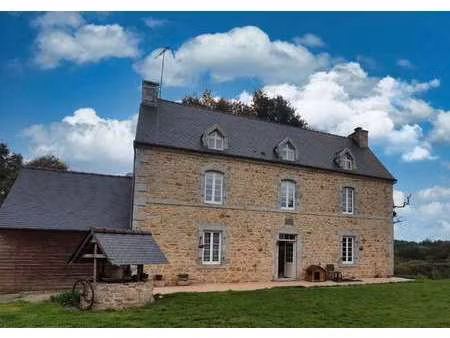 vente maison à glomel (22110) : à vendre / 171m² glomel