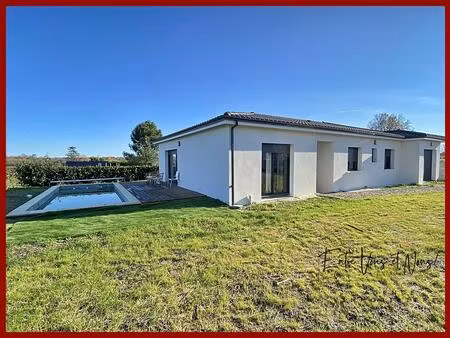 maison récente 4 chambres