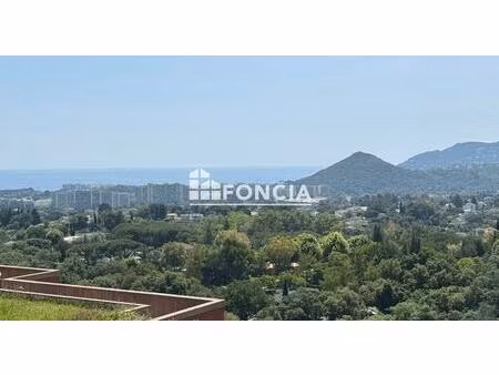 coup de coeur ! mandelieu vue mer exceptionnelle . très beau 3 pièces de 66 m2 avec parkin