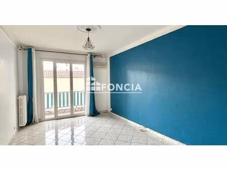 nice ouest - t3 traversant en étage. grands balcons. garage