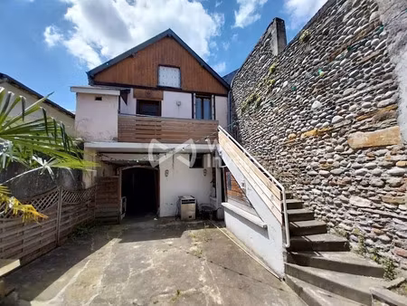 vente immeuble 110 m² à nay (64800)  190 000 €