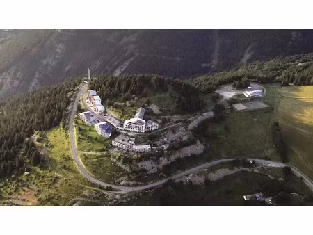 vente immeuble 77569 m² à saint-honore (38350)  2 397 000 €