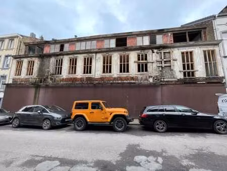 vente publique - bâtiment en l'état de ruine