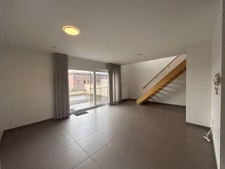 appartement à louer à elen € 860 (ljp0c) - janssen maasbrug | zimmo