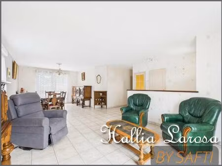 safti larosa hallia conseiller indépendant