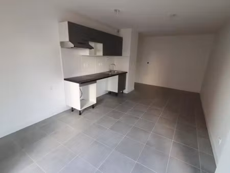 location appartement 3 pièces 57 m² à fenouillet (31150)  671 €