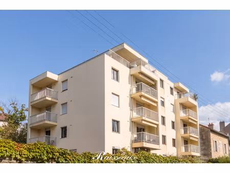 dijon quartier victor hugo - spacieux t5 avec balcon  gara