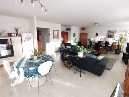 royan – résidence de standing avec ascenseur – t3 lumineux