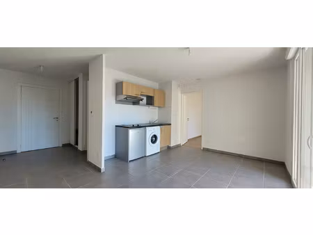 appartement t2 + parking sous sol - centre ville tournefeui