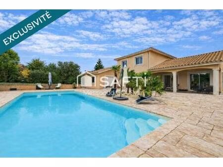 propriété d’exception avec piscine sur les hauteurs de loire-sur-rhône