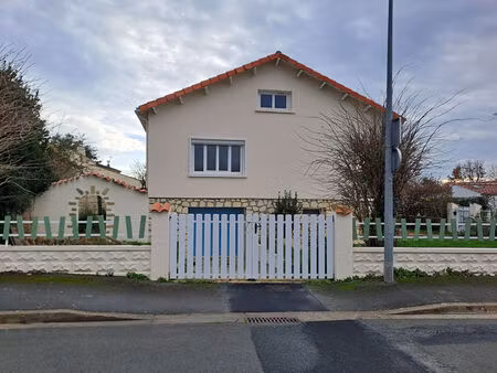 maison 5 pièces 143 m² à louer puilboreau 17138 ? | era immobilier