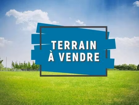 terrain divisible avec bâti existant