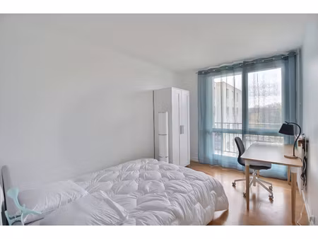 chambre de 13m² - montigny le bretonneux