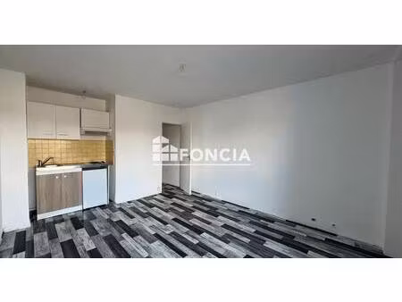 studio à 50m de la plage