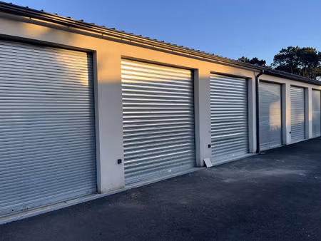 un garage à louer