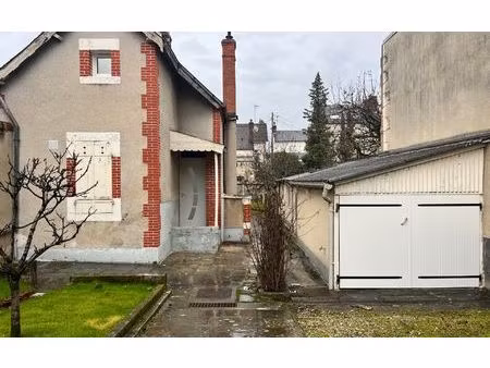 location maison  70 m² t-2 à bourges  740 €