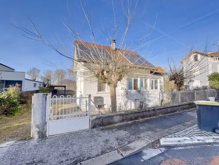 maison de ville de caractère cran-gevrier véranda  sous-