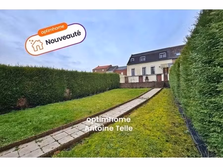 le cateau - maison semi-individuelle à double accès avec garage  devanture & jardin clos