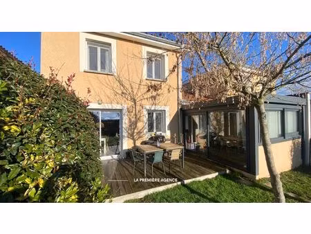 maison 4 chambres avec jardin et véranda