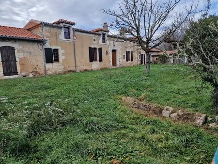 très beau domaine sur 22 ha.