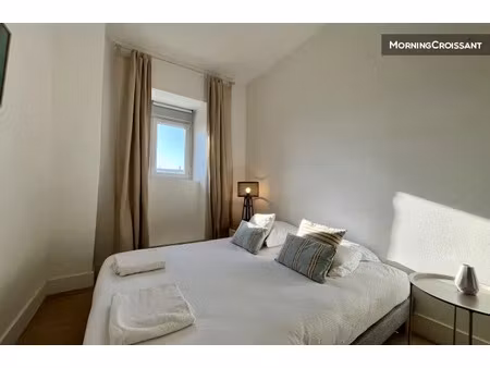 location meublée appartement 3 pièces 55 m² à valence (26000)  1 250 €