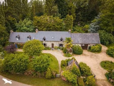 vente longère et corps de ferme à quemperven (22450) : à vendre / 190m² quemperven