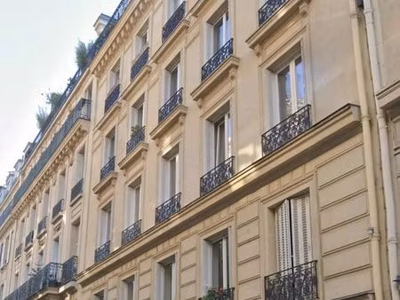 studio 1 pièce 9 m²