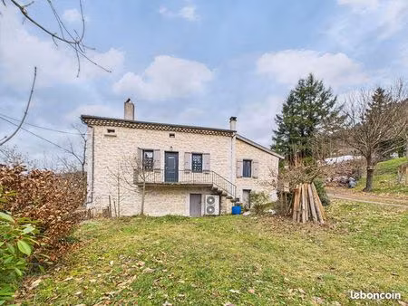 maison 6 pièces 142 m²