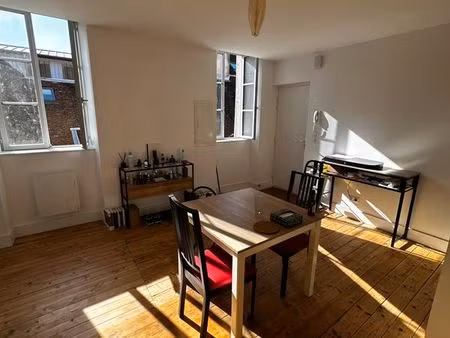 appartement t2 - centre-ville de lons- idéal étudiant(e)  travailleur(e)