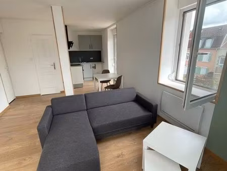 superbe t2 renové+ parking + jardin