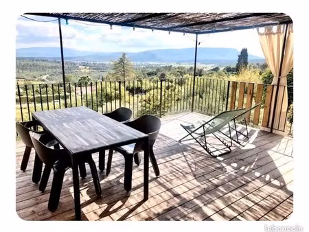 maison de village avec une magnifique