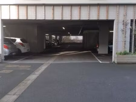 parking 10 m² amiens