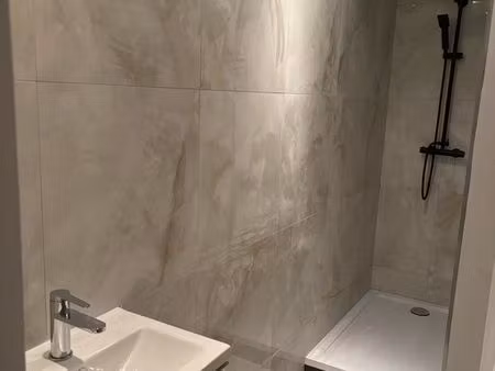 loue maison de ville