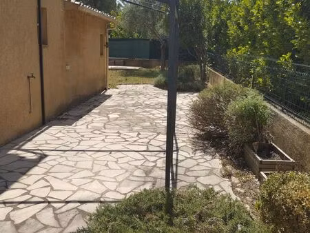 la tour d'aigues maison t.4 avec jardin et garage