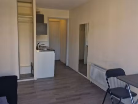 studio 1 pièce 18 m²